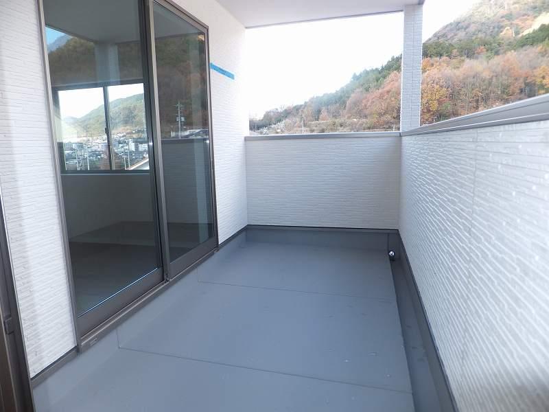 Balcony. Local (12 May 2013) Shooting