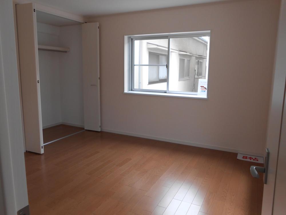 Non-living room. (November 2013) Shooting