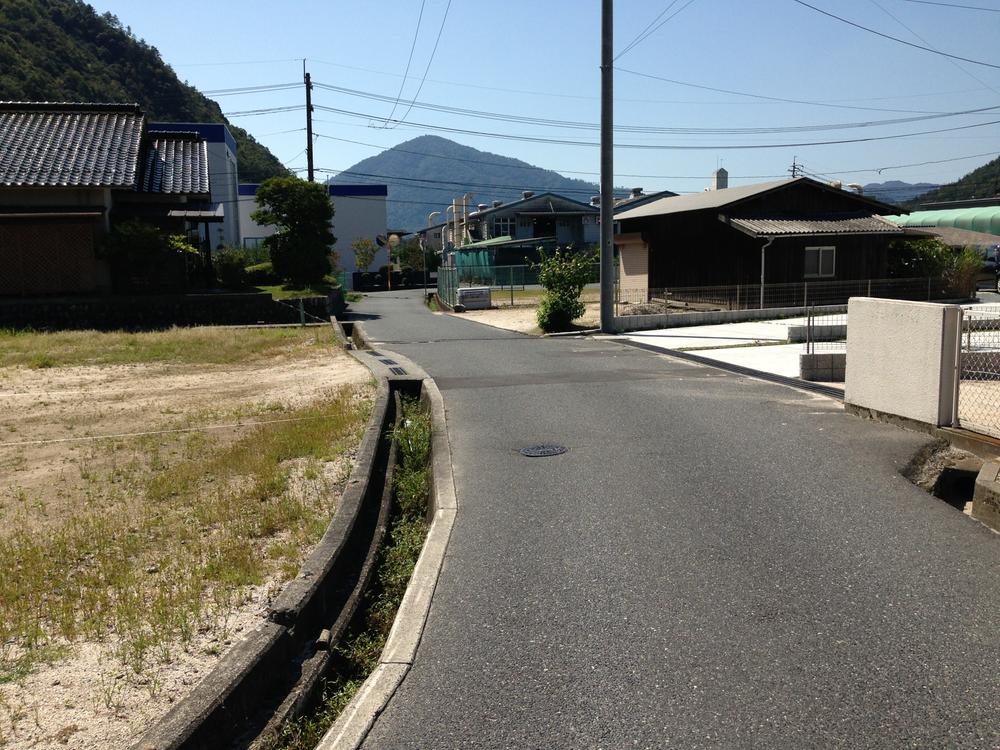 Local photos, including front road