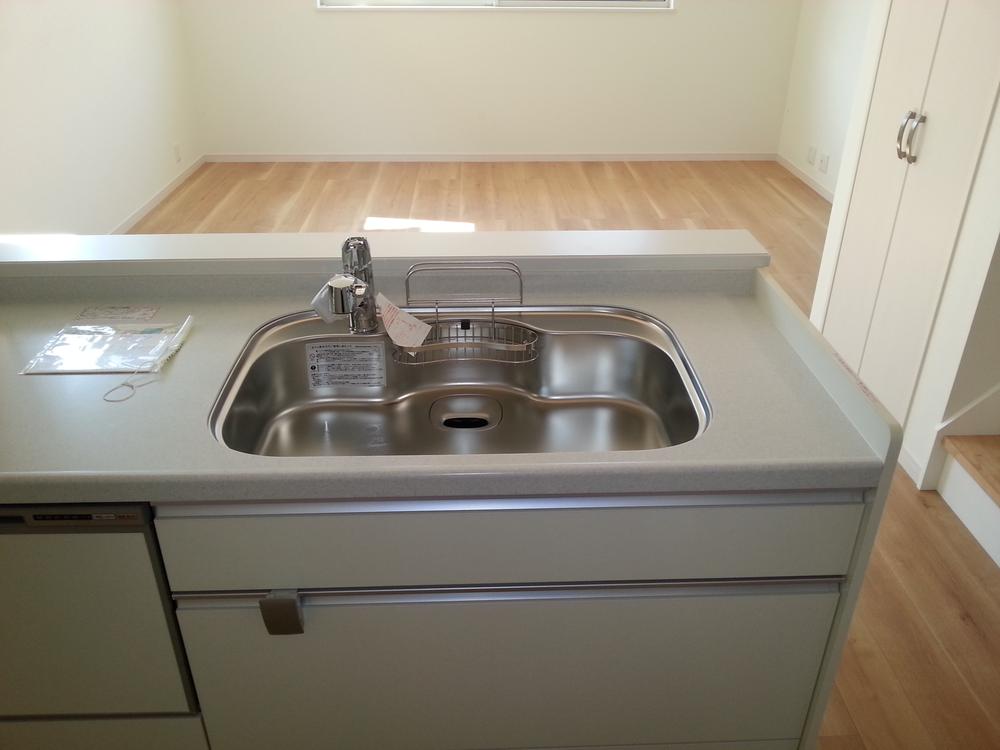 Kitchen. Local (09 May 2013) Shooting