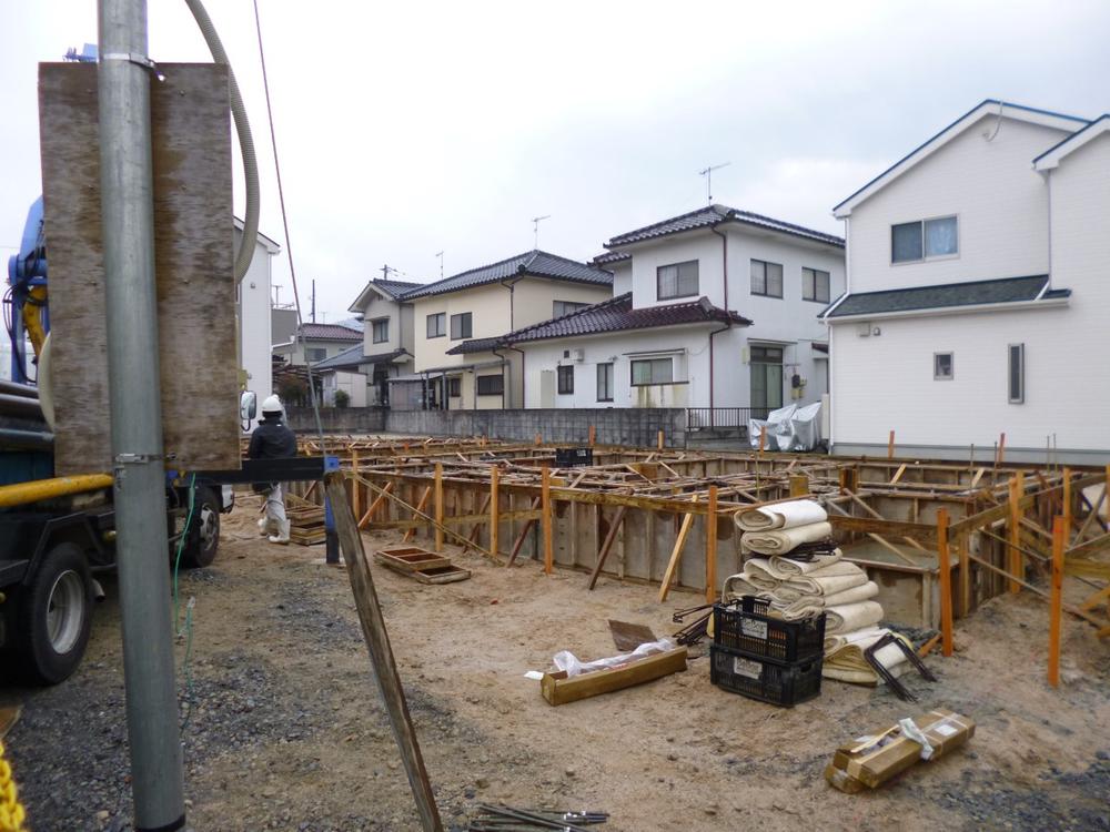 Local appearance photo. Local (12 May 2013) Shooting