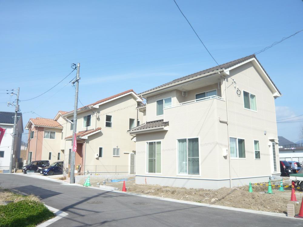 Sale already cityscape photo. Sale already the city average