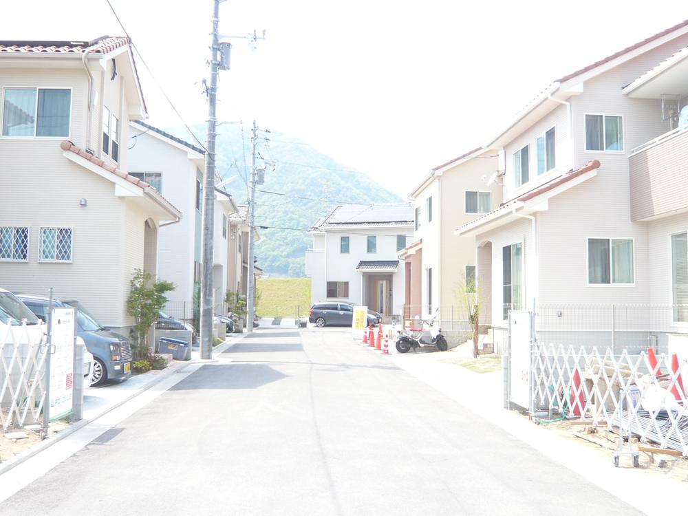 Sale already cityscape photo. Sale already the city average