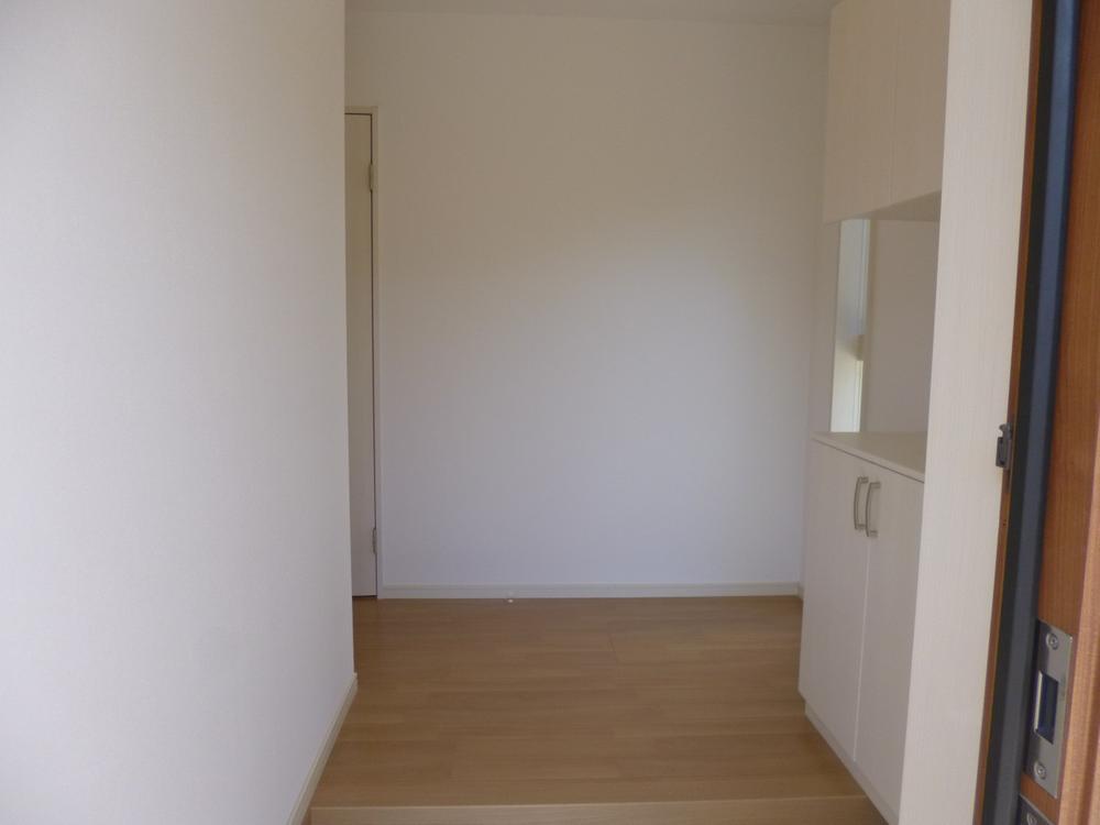 Entrance. (March 2013) Shooting