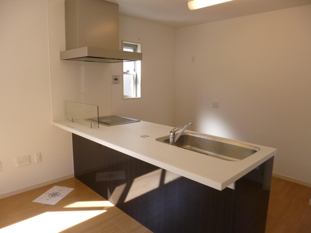 Kitchen. (March 2013) Shooting