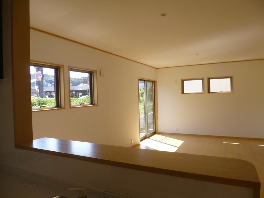 Living. (August 2013) Shooting