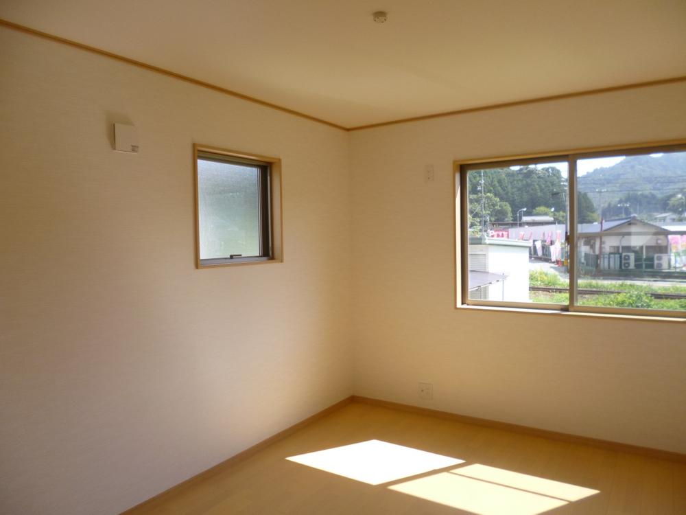 Non-living room. (August 2013) Shooting