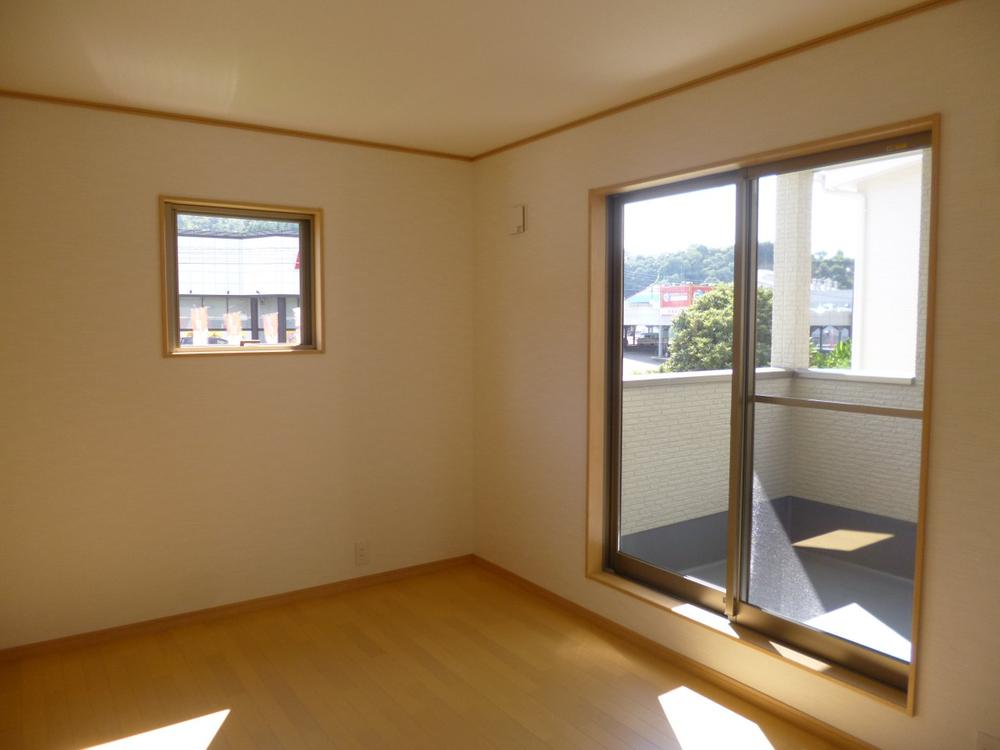 Non-living room. (August 2013) Shooting