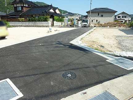 Local photos, including front road