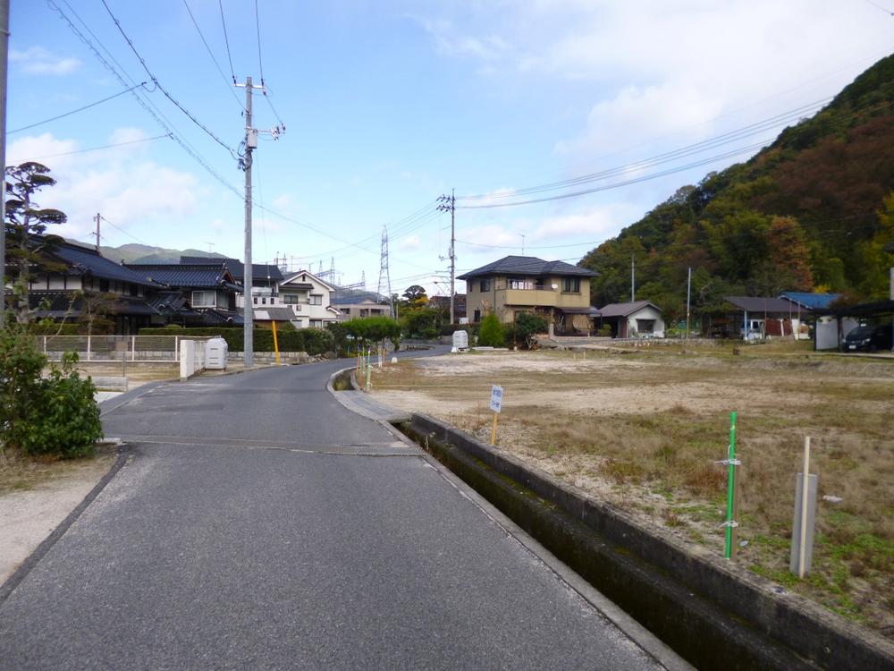 Local photos, including front road