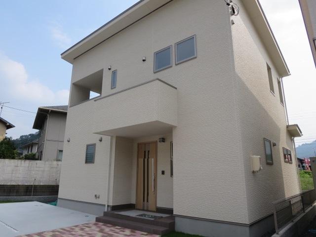 Local appearance photo. Local (September 2013) Shooting