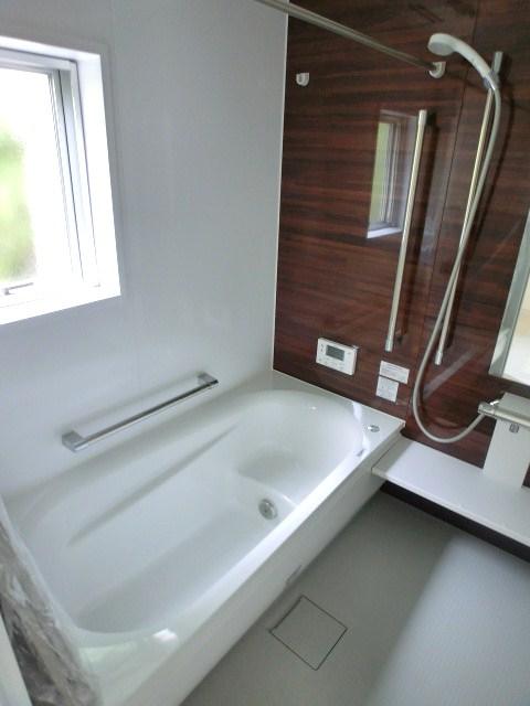 Bathroom. Room (August 2013) Shooting