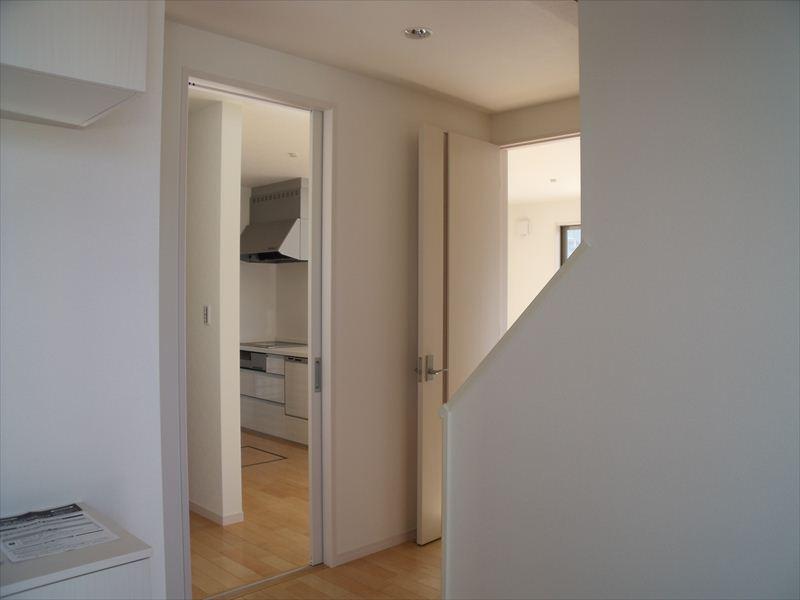 Same specifications photos (Other introspection)