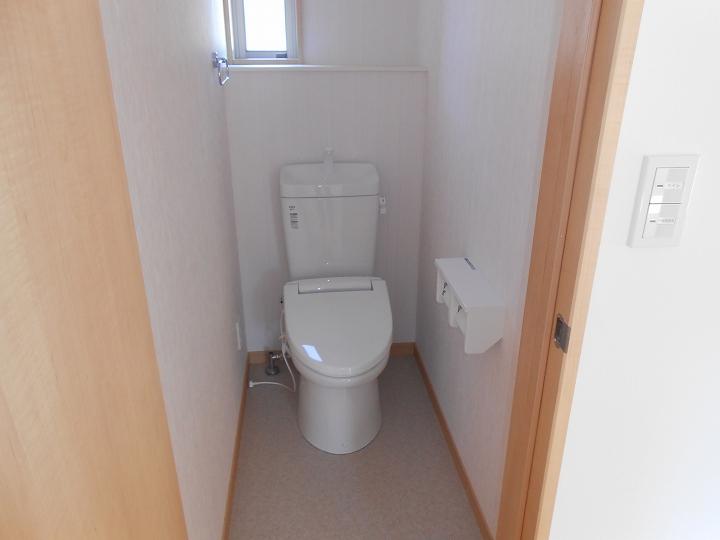 Toilet