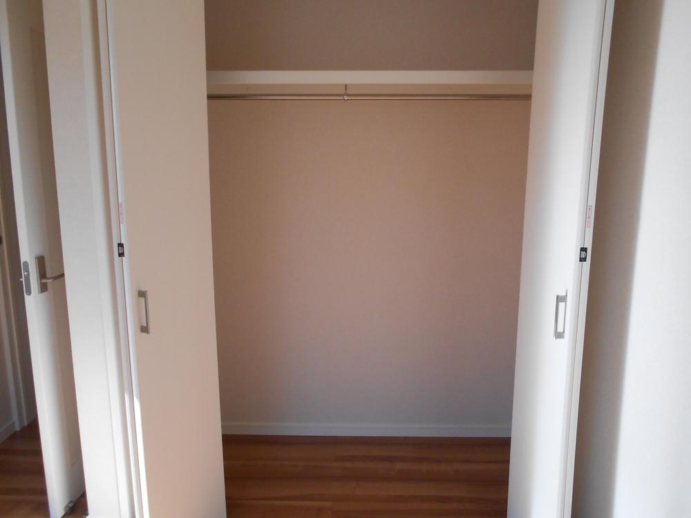 Receipt. Local (12 May 2013) Shooting