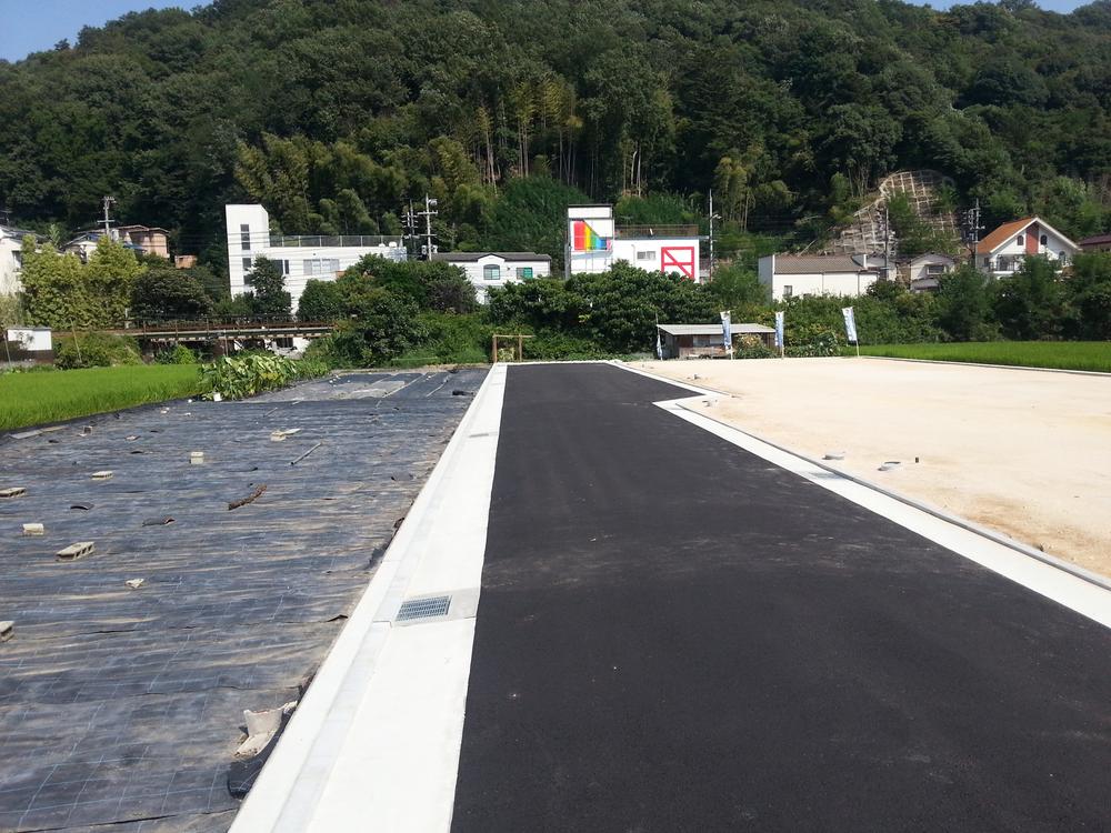 Local photos, including front road. Local (August 2013) Shooting