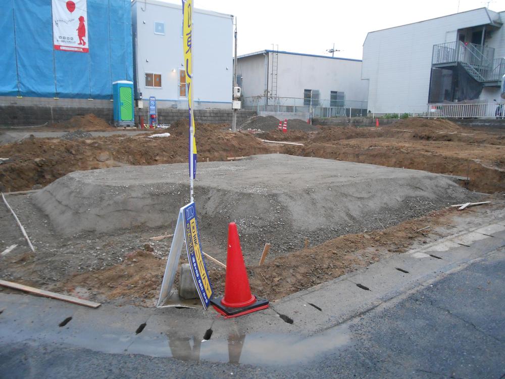 Local appearance photo. Local (12 May 2013) Shooting