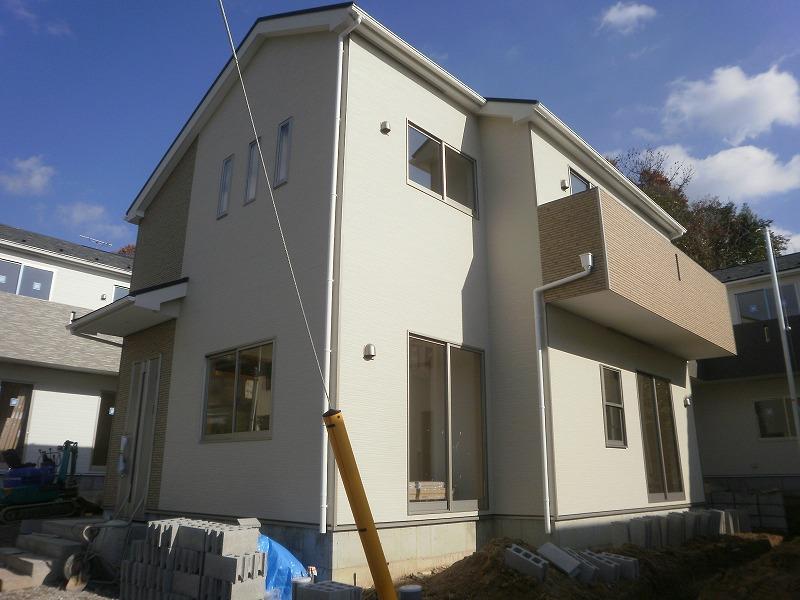 Local appearance photo. For the south side veranda, Yang per good! ! 