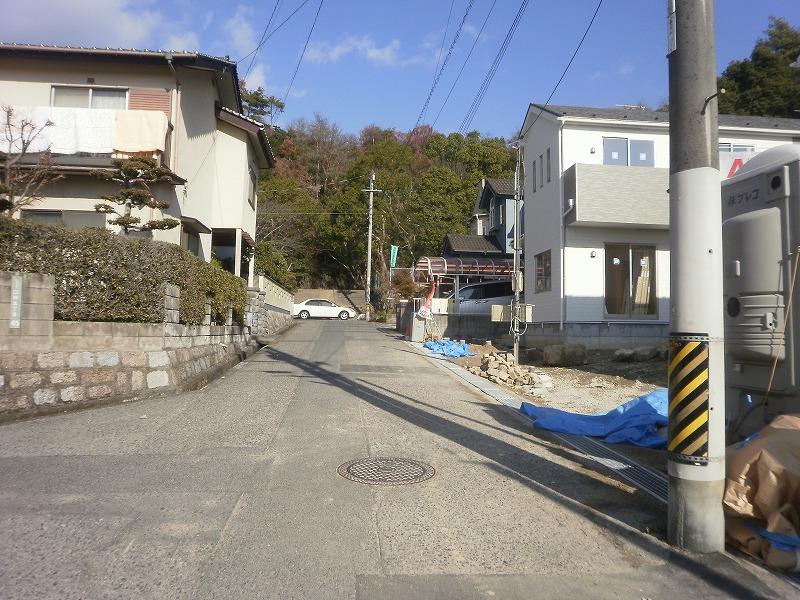 Other. Front road width 4.4m