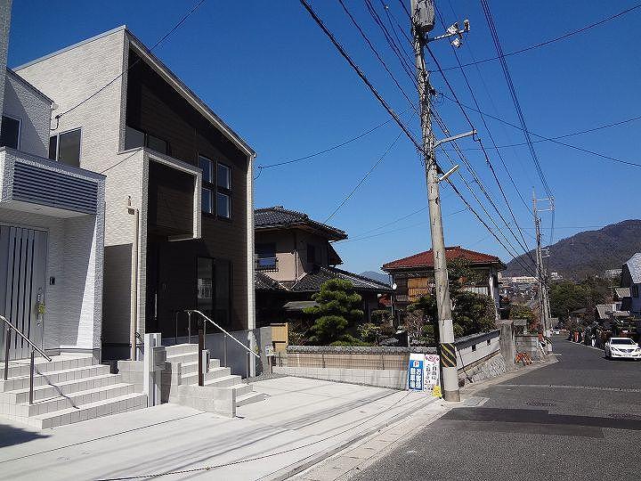 Local appearance photo