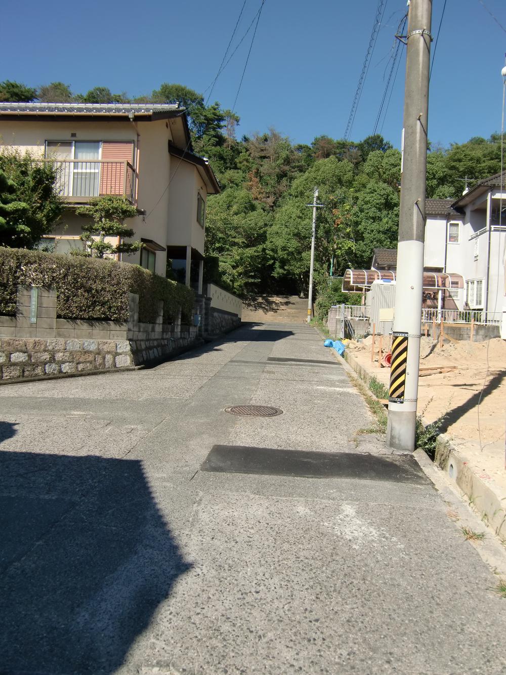 Local photos, including front road. Local (10 May 2013) Shooting