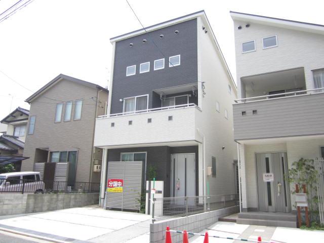 Local appearance photo. Local (June 2013) Shooting