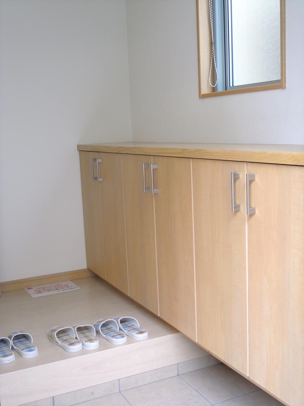 Entrance. Indoor (June 2013) Shooting