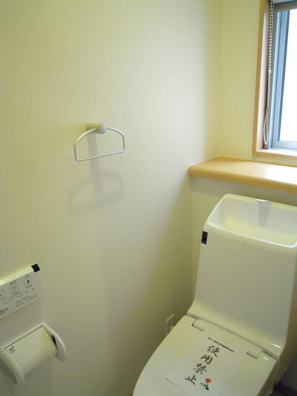 Toilet. Indoor (June 2013) Shooting