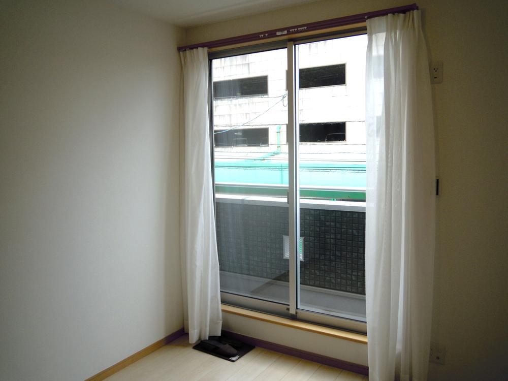 Non-living room. Indoor (June 2013) Shooting