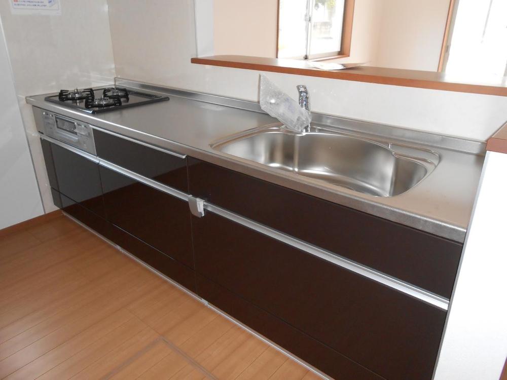 Kitchen. (November 2013) Shooting