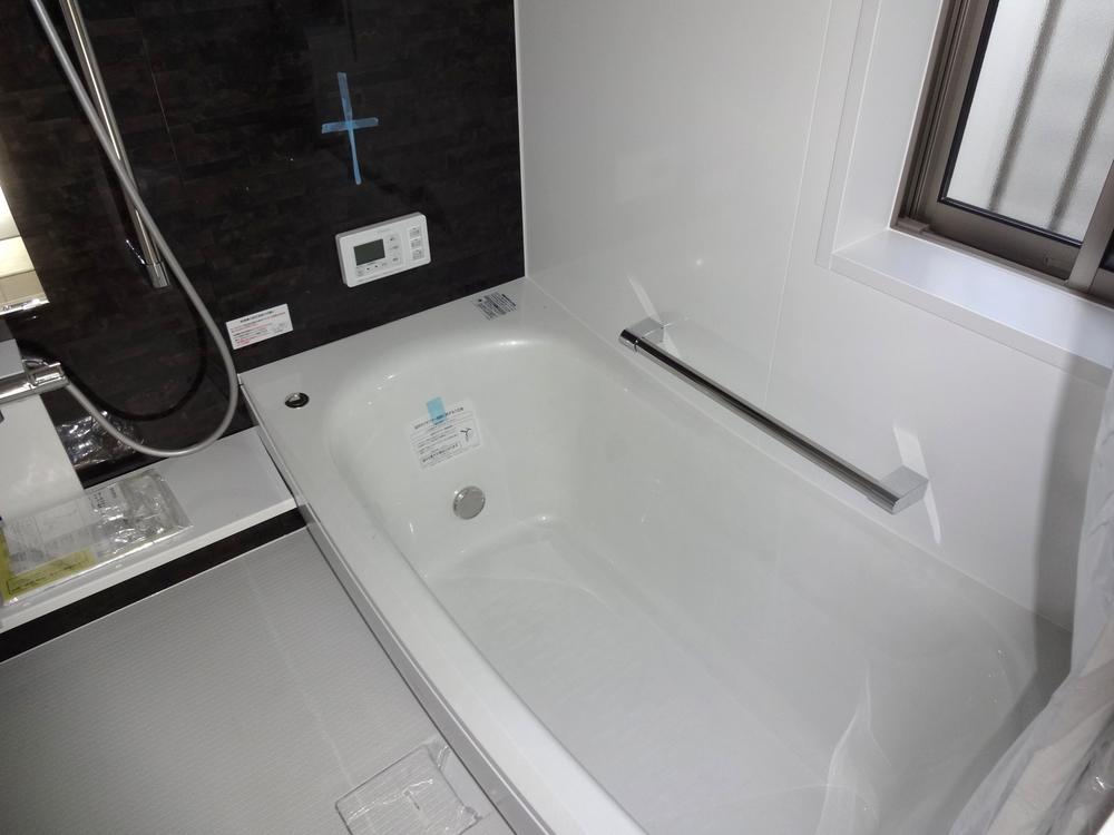 Bathroom. Indoor (10 May 2013) Shooting