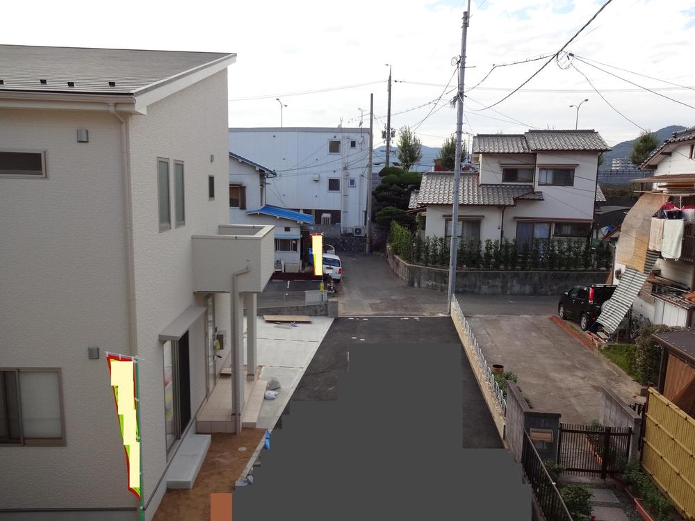 View photos from the dwelling unit. View from the site (October 2013) Shooting