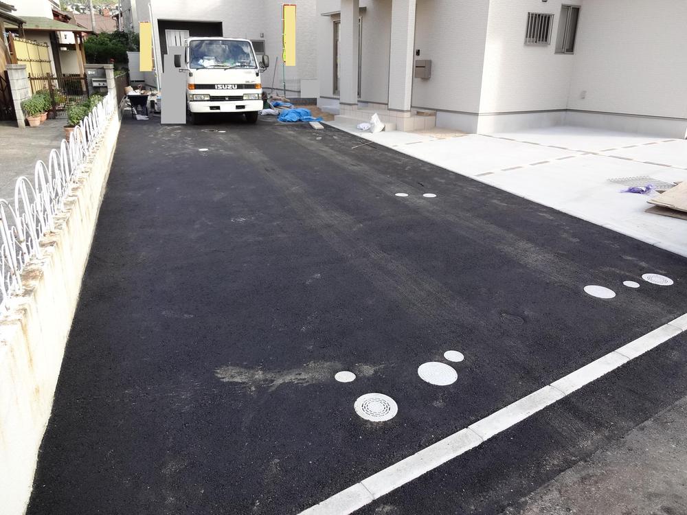 Local photos, including front road. Local (10 May 2013) Shooting