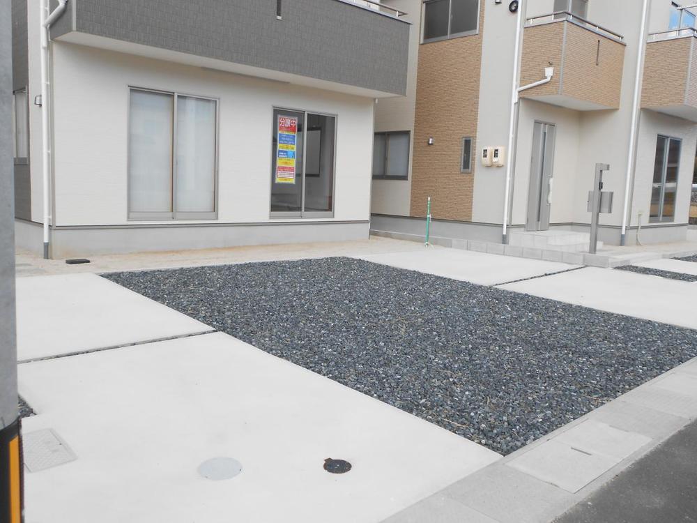 Parking lot. (November 2013) Shooting