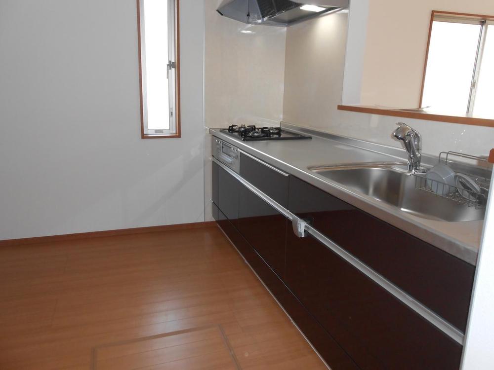 Kitchen. (November 2013) Shooting