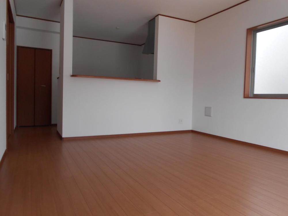 Living. (November 2013) Shooting