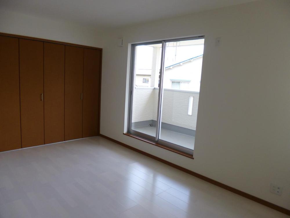 Non-living room. (June 2013) Shooting