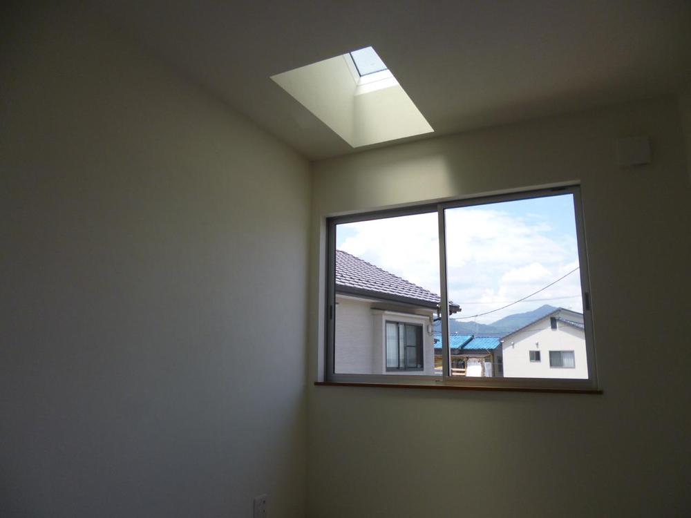 Non-living room. (June 2013) Shooting