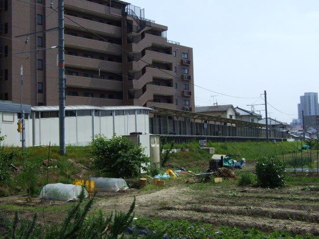 station. 320m until JR Shichikenjaya Station