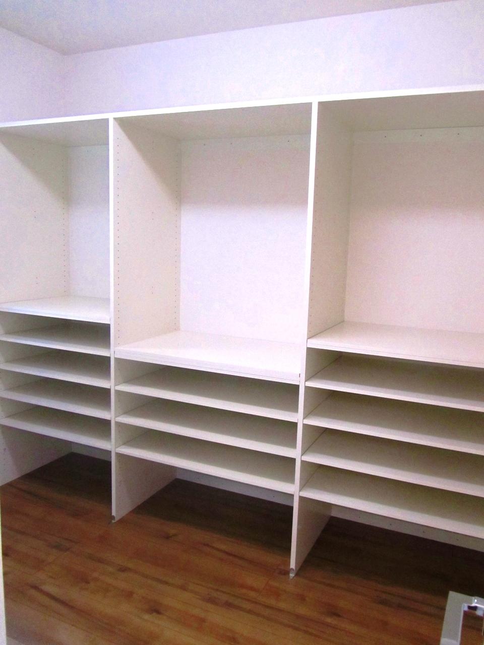 Receipt. Kitchen back storage room (pantry) about 4 Pledge