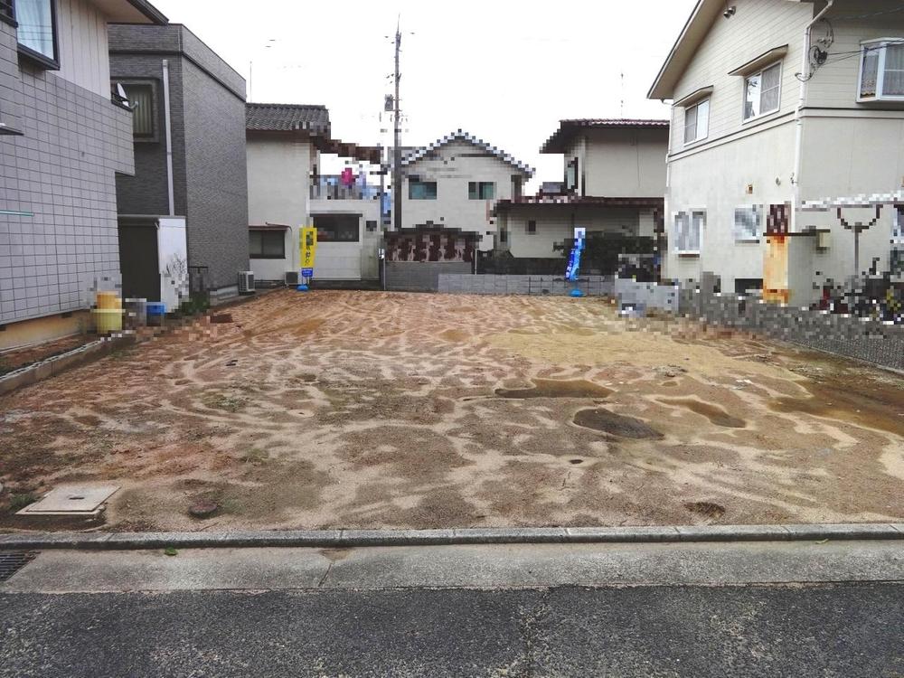 Local appearance photo