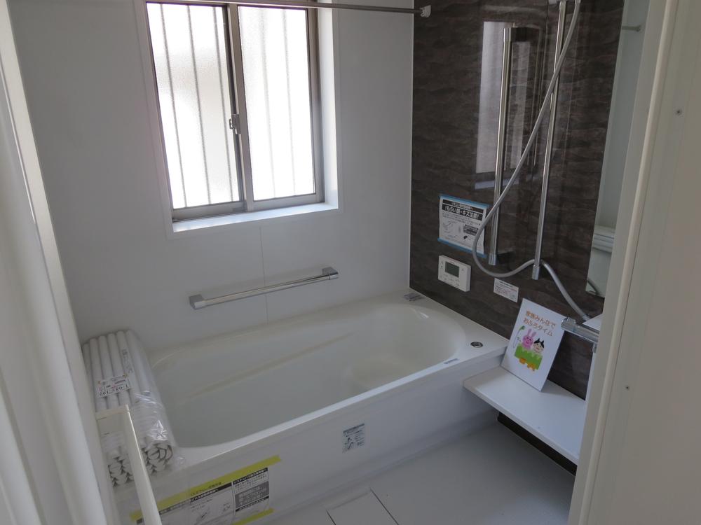 Bathroom. Tired Yuttarito because it is Hitotsubo type. 