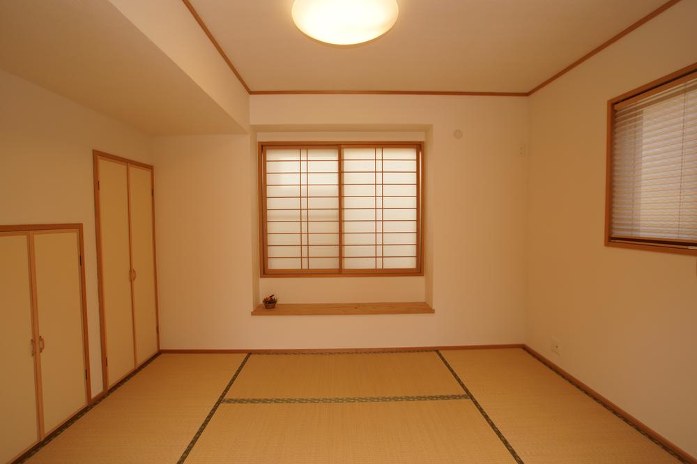 Non-living room. Indoor (12 May 2013) Shooting