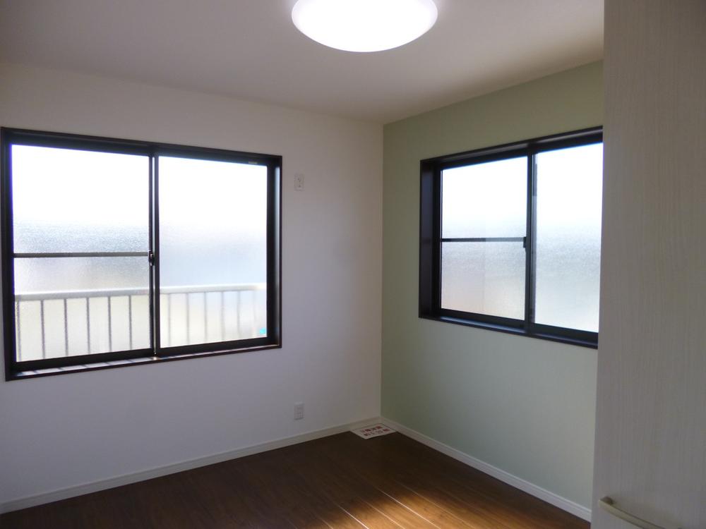 Non-living room. (November 2013) Shooting