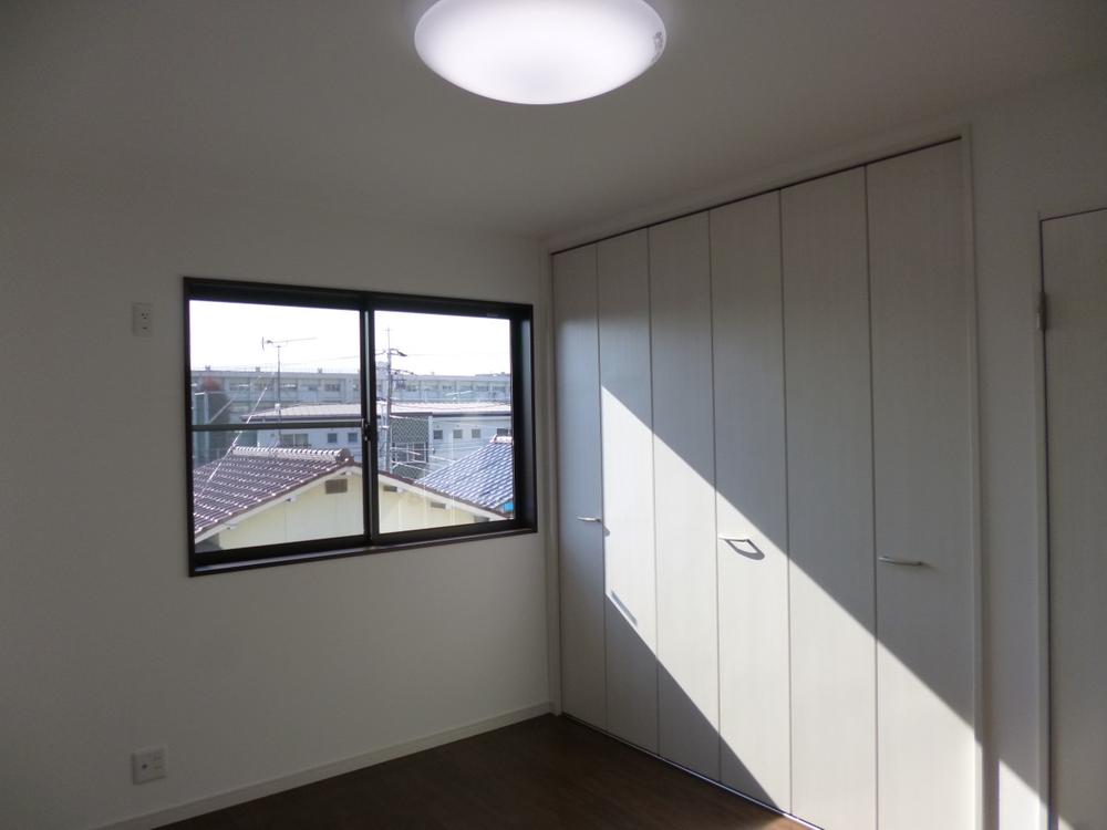 Non-living room. (November 2013) Shooting