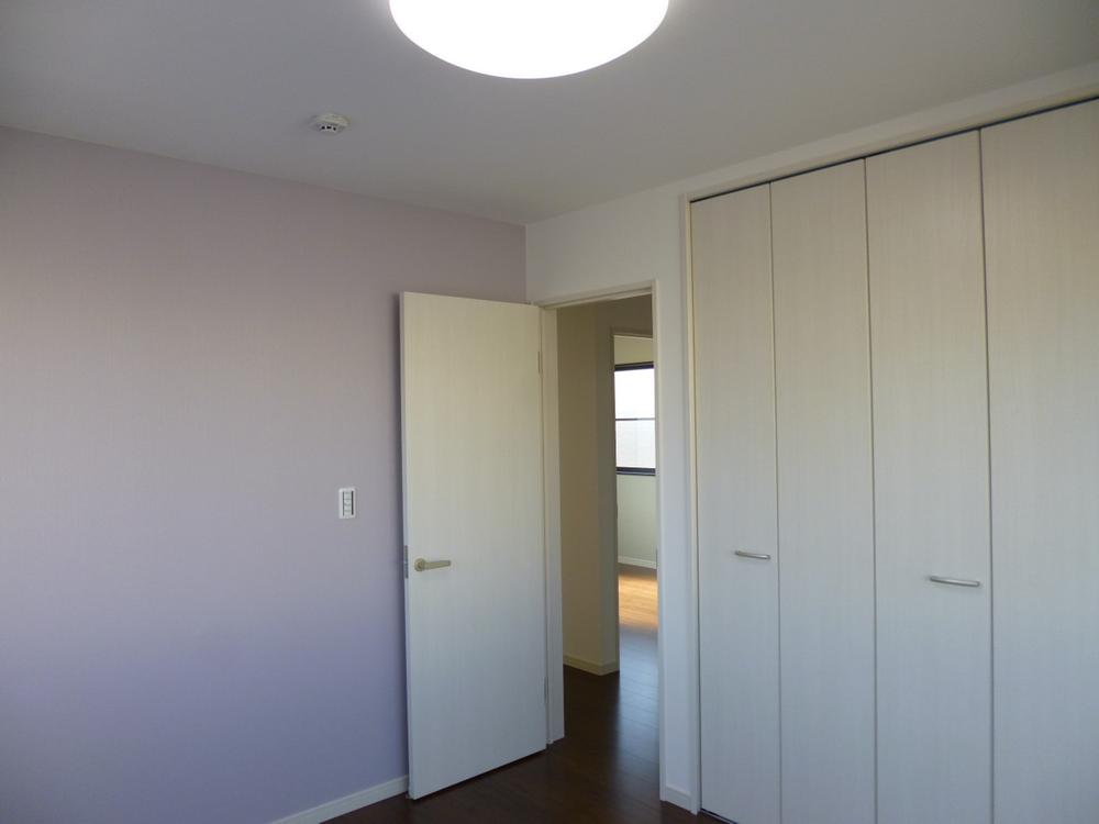 Non-living room. (November 2013) Shooting