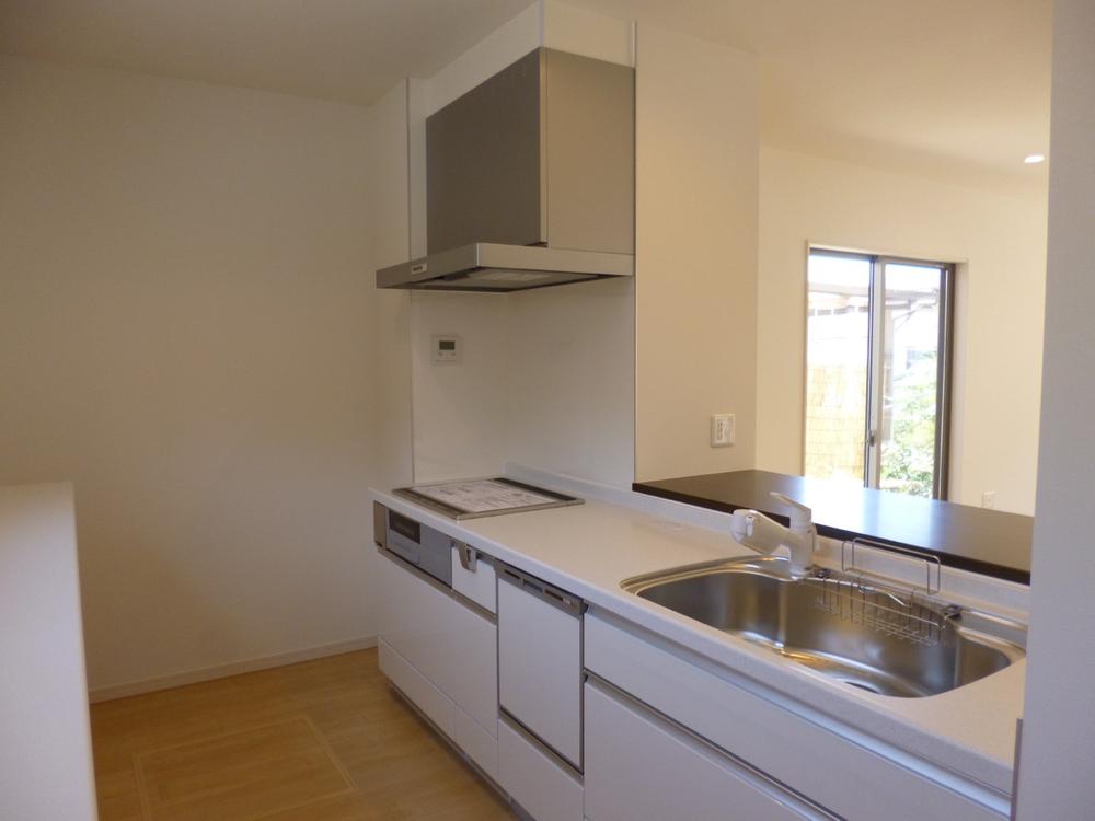 Kitchen. (July 2013) Shooting