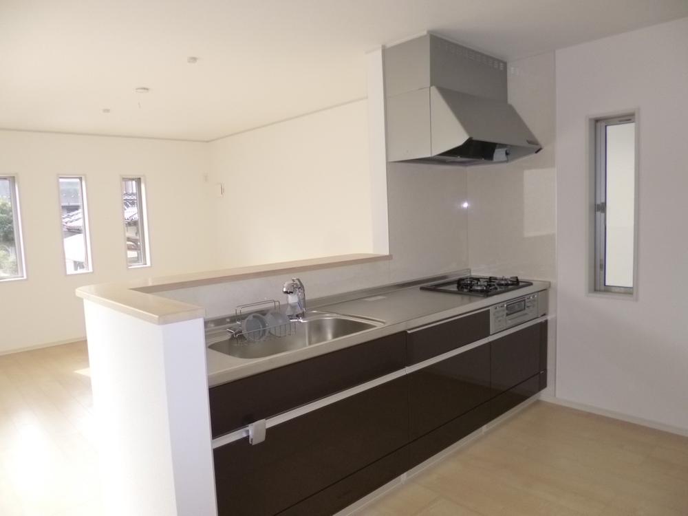 Kitchen. (December 2013) Shooting