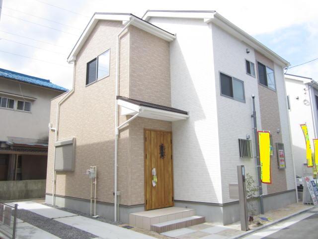 Local appearance photo. Local (August 2013) Shooting