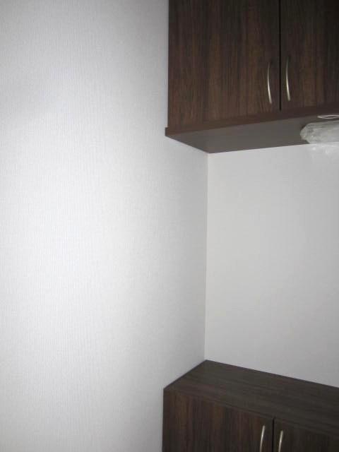 Entrance. Local (August 2013) Shooting